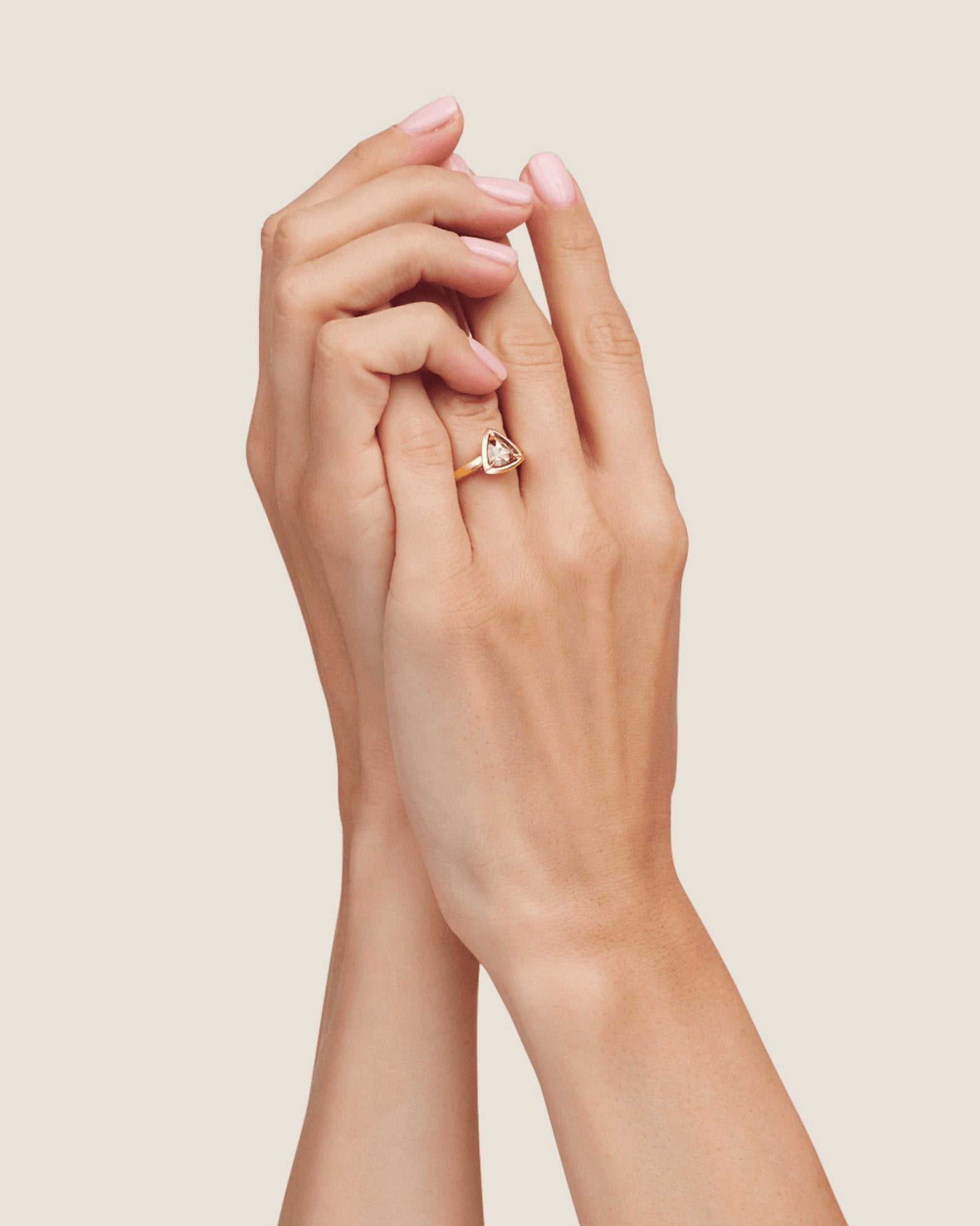champagne-coloured freeform rose cut rianglr ring