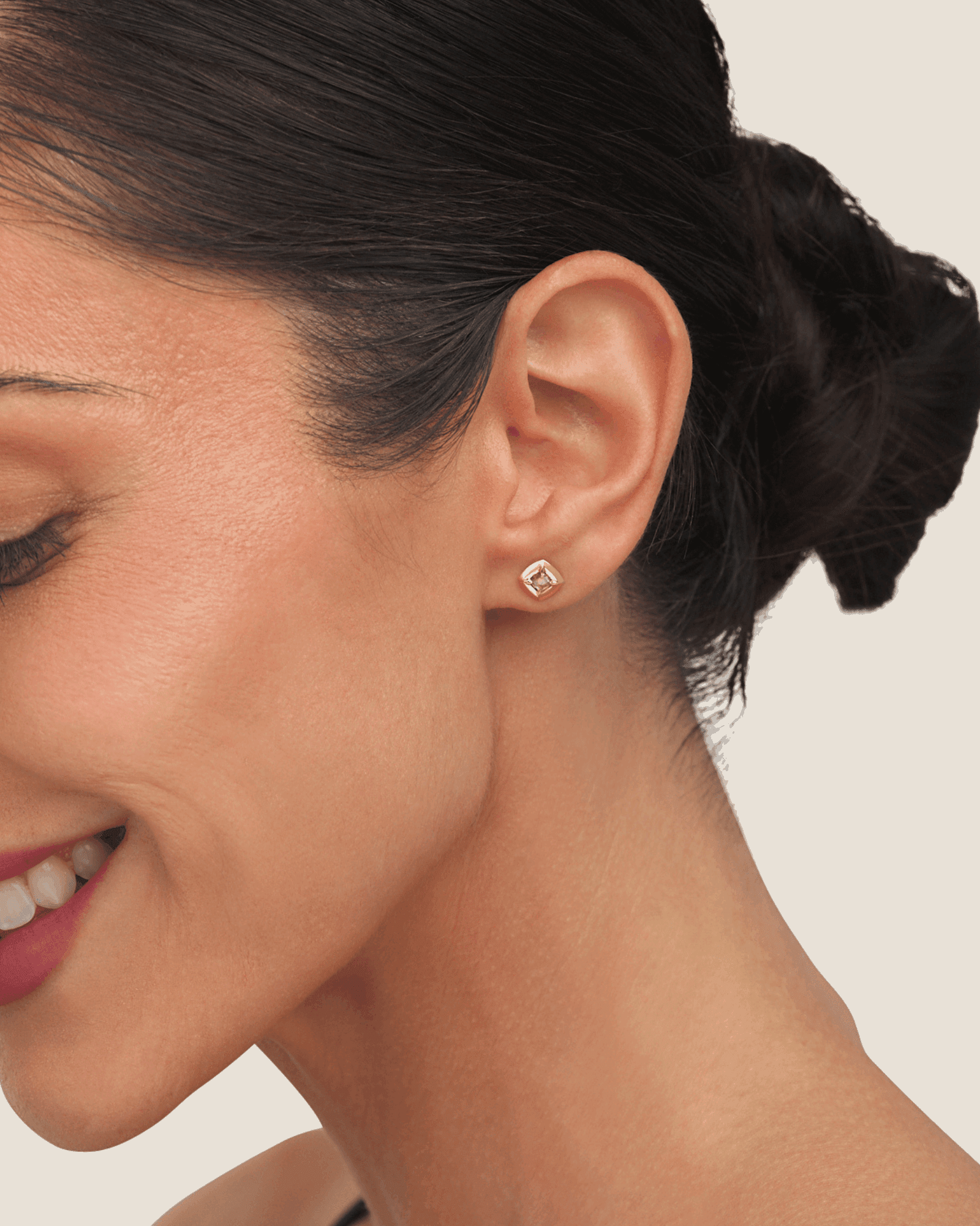 Pair Theia Studs - Cushion Large | Ilana Belsky
